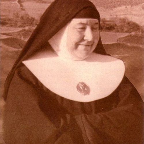 Venerable Clara de la Concepción Sánchez García. Clarisa de Soria, del que fue abadesa. Nació en Torre de Cameros (Rioja) en 1902. Falleció santamente el 22 de enero de 1973.